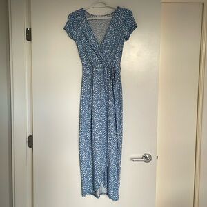 Midi blue patterned dress